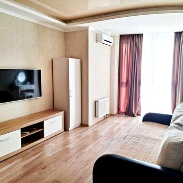 Аренда 1к квартиры 51м2, Дарницкий, Драгоманова 2, метро Харьковская