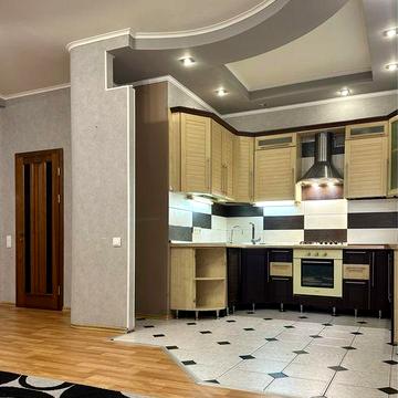 Автономка! 3-х сталінка вул С. Колачевського, 30, 2/4 Ремонт Меблі