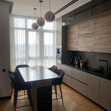 Квартира дворівнева Каховська власник ЖК Каховська