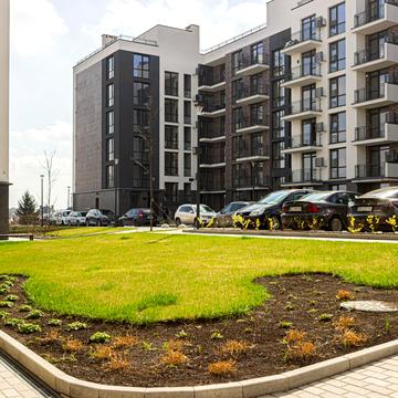 Лісна вул., (Будинок 4)