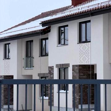 Продаж котеджу в районі Щасливе. Топова локація
