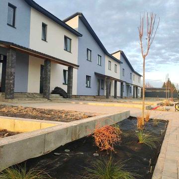 Продається будинок, квартира  в Рокитному Рівненська область