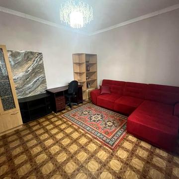 Оренда 1 кімнатної квартири в Центрі. Закритий двір.