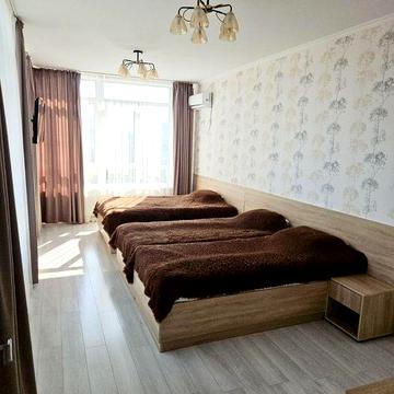 Енергонезалежна квартира в довгострокову оренду на Довбуша 15.