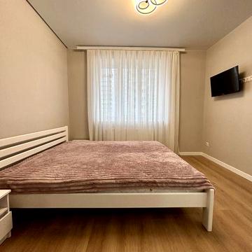 Здам в оренду гарну, 1-кімнатну квартиру в центрі міста !