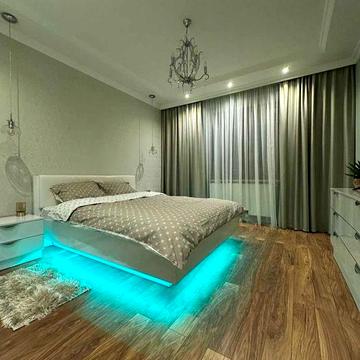 Оренда 2 кімнатної студії, у центрі, з дизайнерським ремонтом.