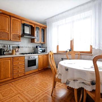 1-кімнатна квартира 45 м², Лукʼянівка, для пари або дівчини