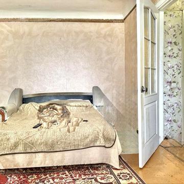 Продам. Центр вул. Тищенка . Двокімнатна