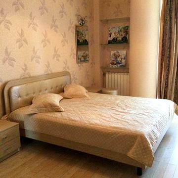 Продам  квартиру на Гагаріна 41/2. Харків ЖК Жилстрой-2