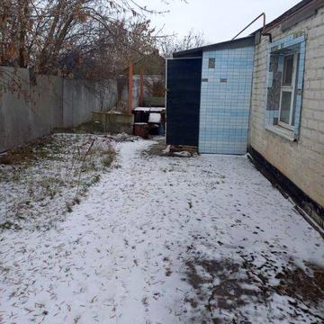 Продам дом под ремонт.Район ЖД вокзала поселок Горький