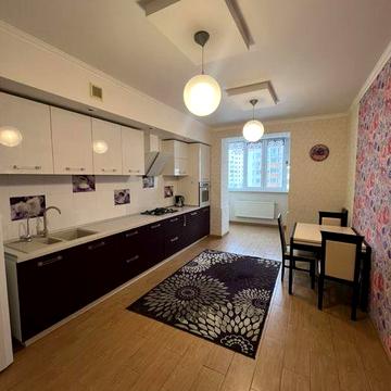 Оренда 3 кімнатної квартири на Поділлі