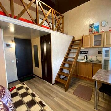 Небольшая двухуровневая смарт-квартира.«Защитников Украины/Спортивная»