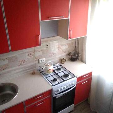 Продам однокомнатную квартиру возле метро Студенческая.