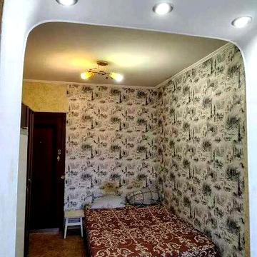 Кімната в квартирі Князя Володимира Великого Балкон 3 сусіда Терміново