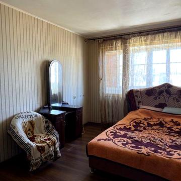 Марсельская, уютная 2 комнатная квартира с балконом, газ