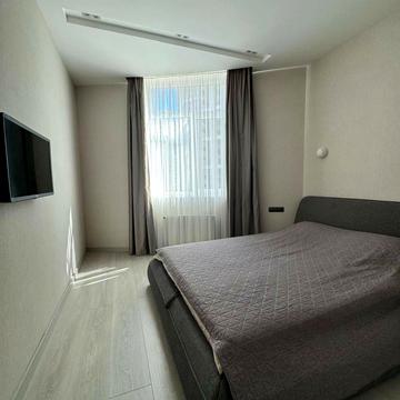 Аркадійське плато вул. (Гагаринське плато), 9