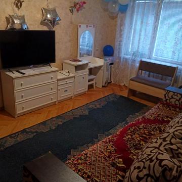 Соборності просп. (Воззєднання), 1