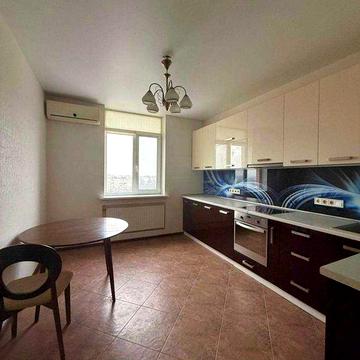 Продам 2-комнатную квартиру в ЖК Романовский, Проценко.