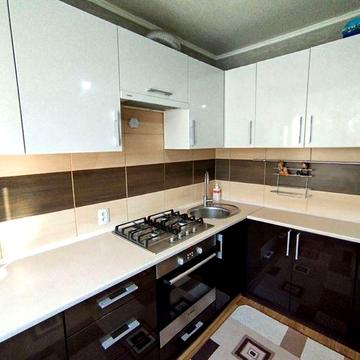 Продается 2х комнатная квартира ул Лахтинская, 3 этаж Бабурка