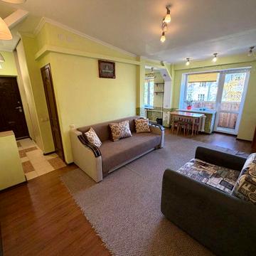 Оренда двокімнатної квартири. вул. Саксаганського. Вільна з 15го.