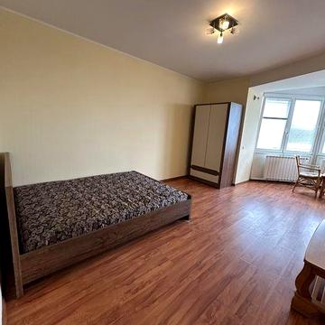 **ЦЕНТР! Оренда 1-Кімн. Біля Міського Парку! Вул. Шевченка