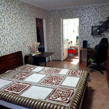 Оренда двокімнатної квартири по вул. Космонавтів