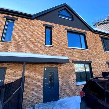 Великий таунхаус 111м2 з мансардою та центральними комунікаціями