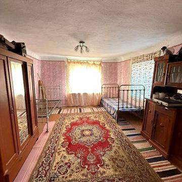 Продається частина будинку