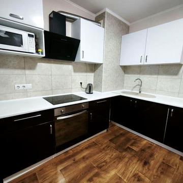 Генератор! 2к Вудсторія вул Вінграновського метро Червоний хутір