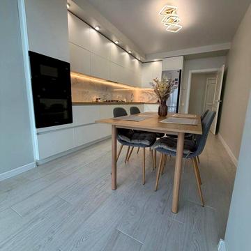 Продаж двокімнатноі квартири