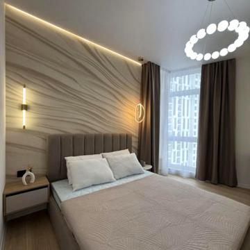 Однокімнатна квартира з сучасним ремонтом на Краснова з видом на іподром