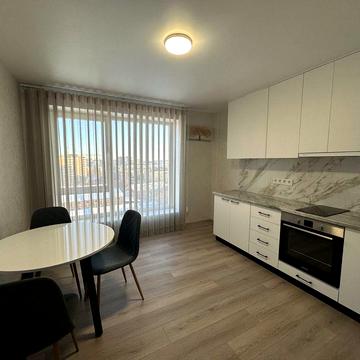 Продам 1-кімнатну квартиру . Новобудова . Центр. Є -оселя  . ЖК Абрикос