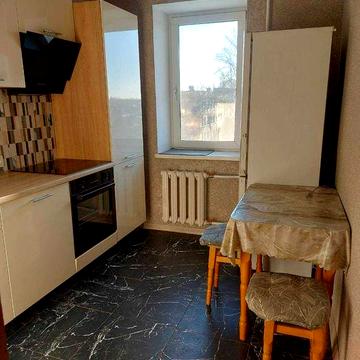 Здам гарну 2 кімн. квартиру по бульв. Шевченка на Казбеті р-н ЧНУ