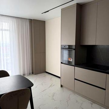 Оренда  2 к квартири з видом на парк. СВІТЛО НЕ ВИМИКАЮТЬ! Перша здача