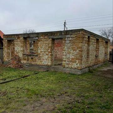 Продам будинок на кущівці, недобудова