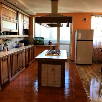 Дворівнева квартира 140 м² в Ужгороді | Готовий дохід