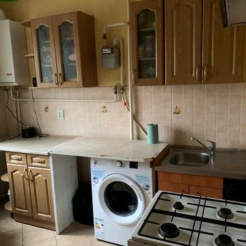 Продаж 2кім квартири на вул Заньковецькоі