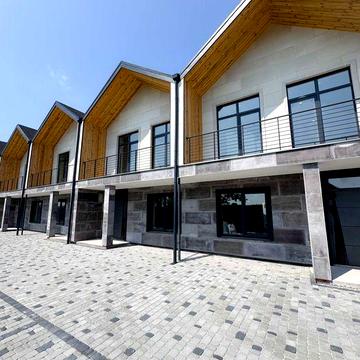 Продаж Таунхаусу с.Хотянівка Київська обл. Є оселя