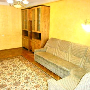 3к. кв. Берестейський (Перемоги) 25 Політехнічний інститут 2 хв.