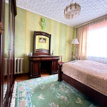 Продам однокімнатну на Соборній 275