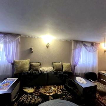 Оренда частини будинку 8000 на Максютова