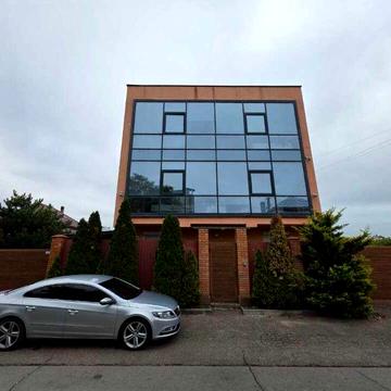 Дом 473 кв.м. 9 комнат вул. Надії, ж/м "Чорноморка", 1 4 сотки