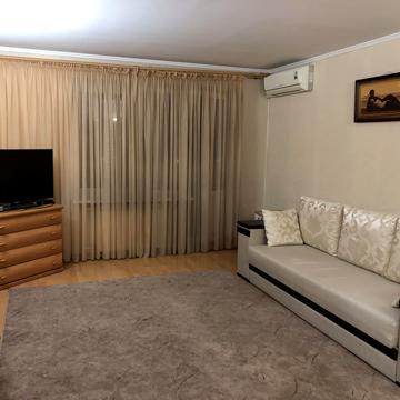 Оноре де Бальзака вул., 4