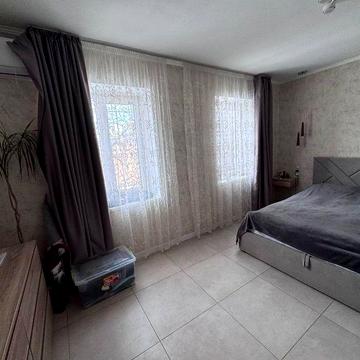 Отдельностоящий дом на 3х сотках в Золотом треугольнике/Котовского