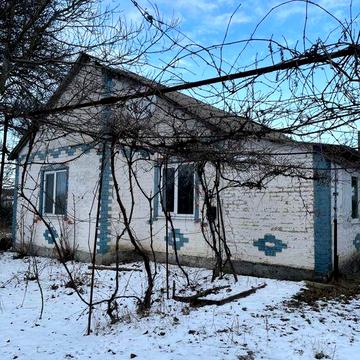 Продам будинок поряд з містом!