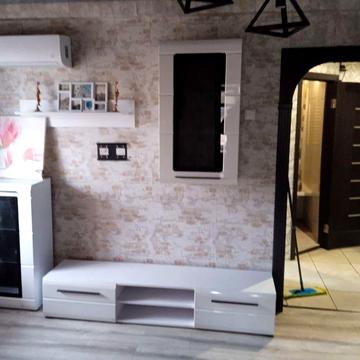 Квартира центр города сдаём от 1 месяца всем свет не отключают