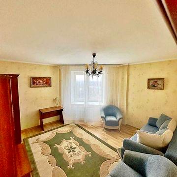 Здам 2-к квартиру 74 м2, р-н "Зелена папуга" вул. Голуба(Постишева) 1в