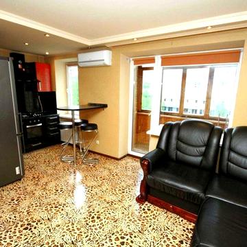 Без комісії. м. Печерська. Студія з евроремонтом на вул. Лєскова 6