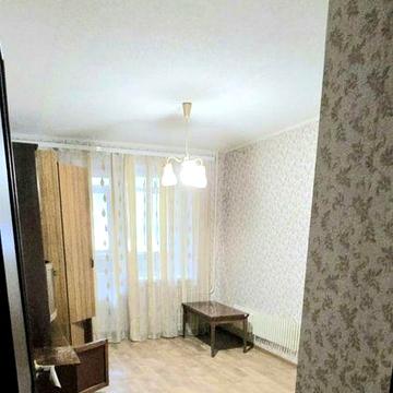 М.Холодная Гора, продам 3ех комн.кварт.ул.Камская 1