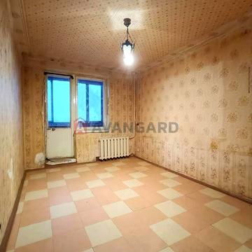 Продам 3-х комнатую ж/м Красный Камень(Покровский, Парус)!